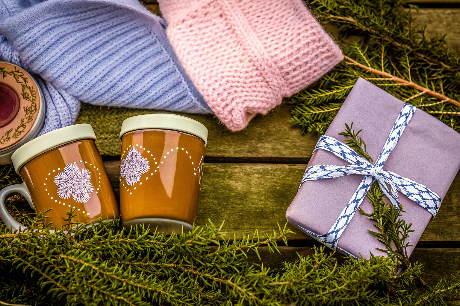 Eine Sammlung von verschiedenen DIY-Geschenken, die in diesem Beitrag vorgestellt wurden. Verschiedene DIY-Geschenke