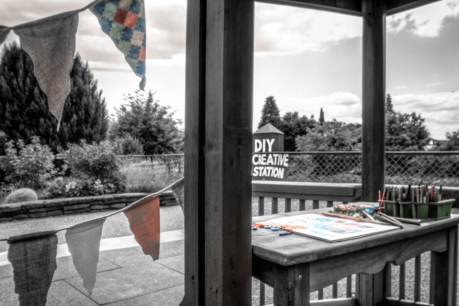 Nachhaltige Unterhaltungsideen wie Naturspiele oder eine DIY-Kreativstation im Freien. Nachhaltige Unterhaltungsideen