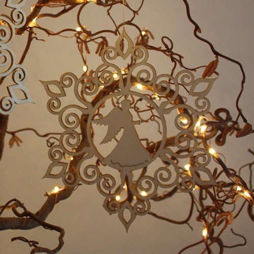 Holz-Ornamentsterne mittel