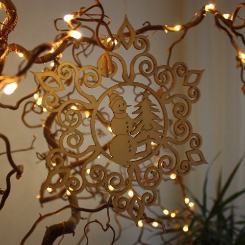 Holz-Ornamentsterne mittel