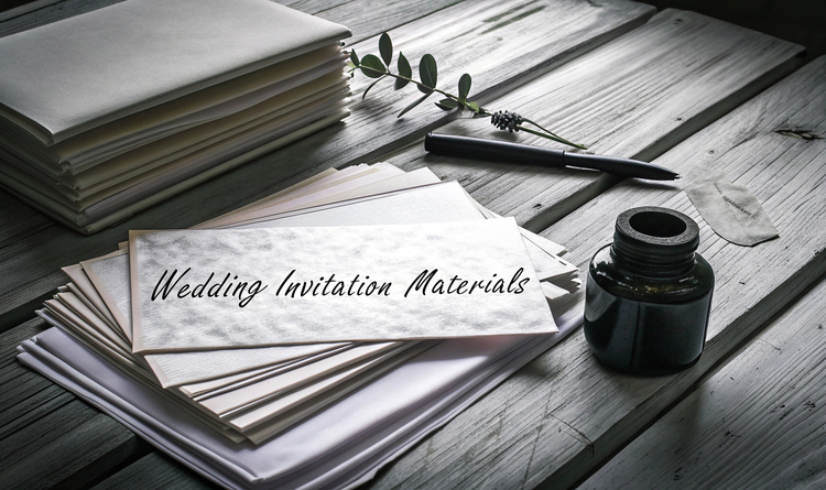 So gestaltest du persönliche Hochzeitseinladungen: Kreative Ideen und Tipps