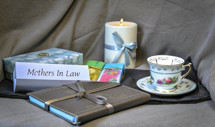 Top 10 Geschenkideen für Schwiegermütter - Kreative & Persönliche Tipps